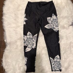 DSG Black Floral Leggings